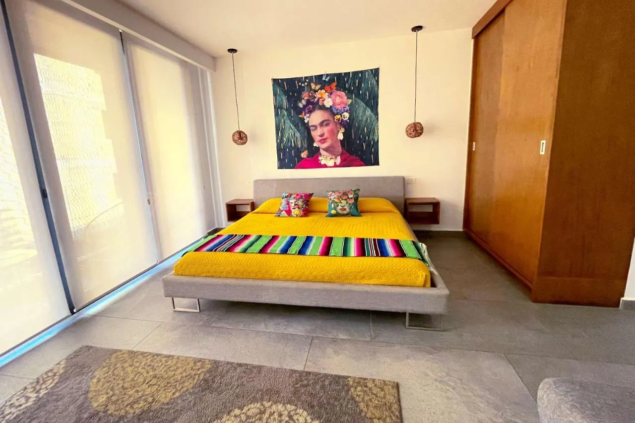 Stylish Studio On The 5Th Ave Of Playa Del Carmen contacts